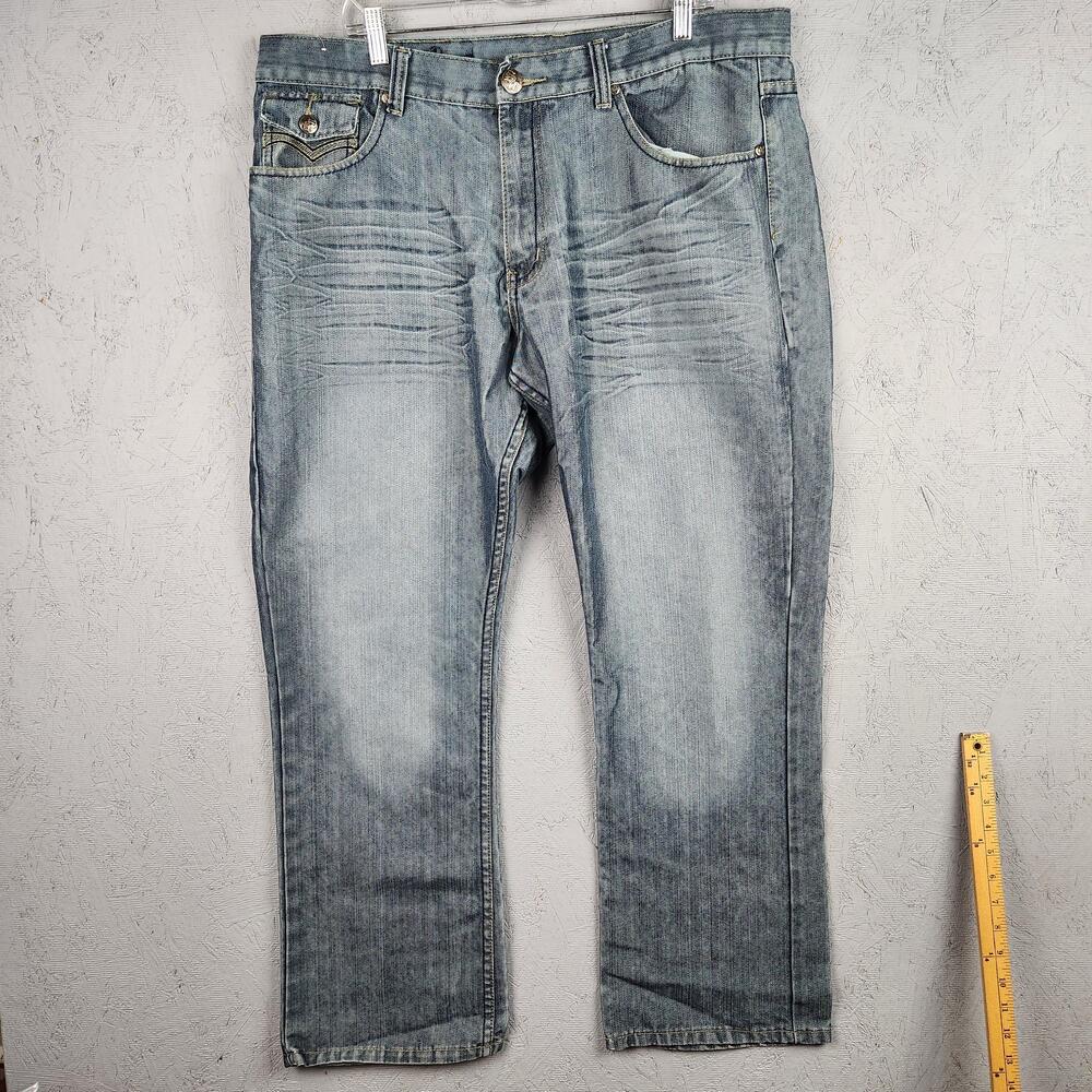 Sacred Cult Jeans Mens 38x30 Blue Light Wash Straight Leg Denim Stretch Whiskers